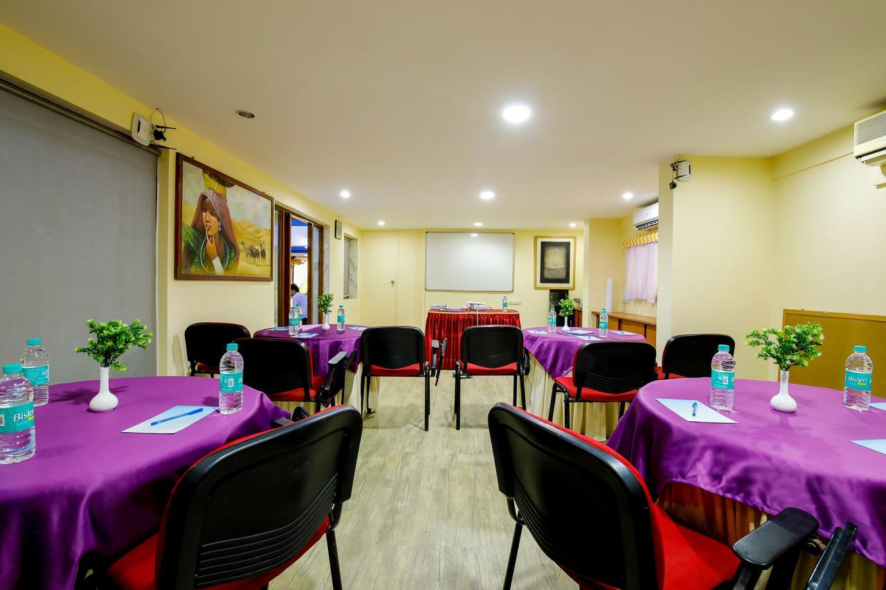 Oritel Service Apartments Andheri Mumbai Exterior foto